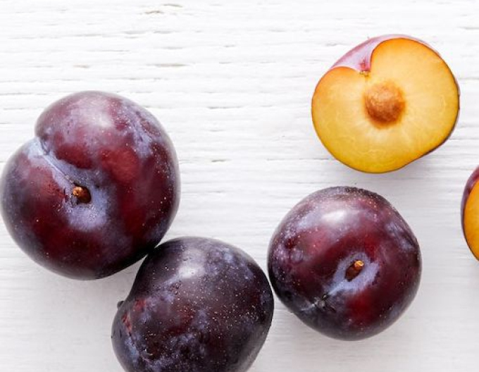 Slivka japonská ´Laroda´, podp. Myrobalán, kont. 5l